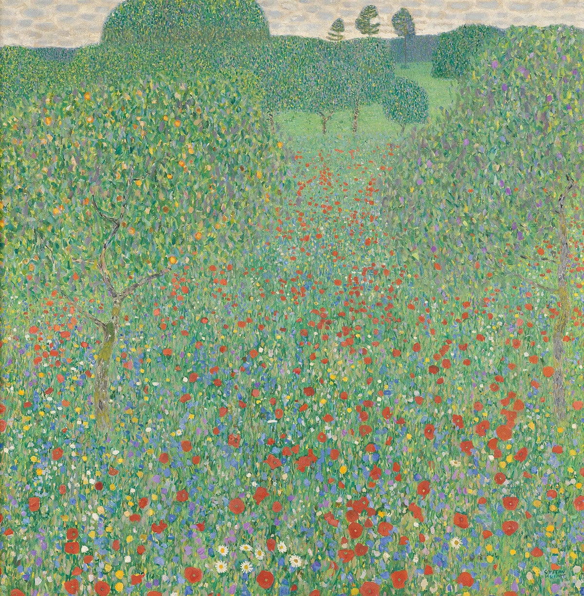 Das Gemälde „Blühender Mohn“ von Gustav Klimt zeigt eine farbenfrohe Blumenwiese mit leuchtend roten Mohnblumen, eingebettet in sattes Grün und bunte Blüten. Die impressionistische Malweise verleiht dem Werk eine lebendige, fast träumerische Atmosphäre.