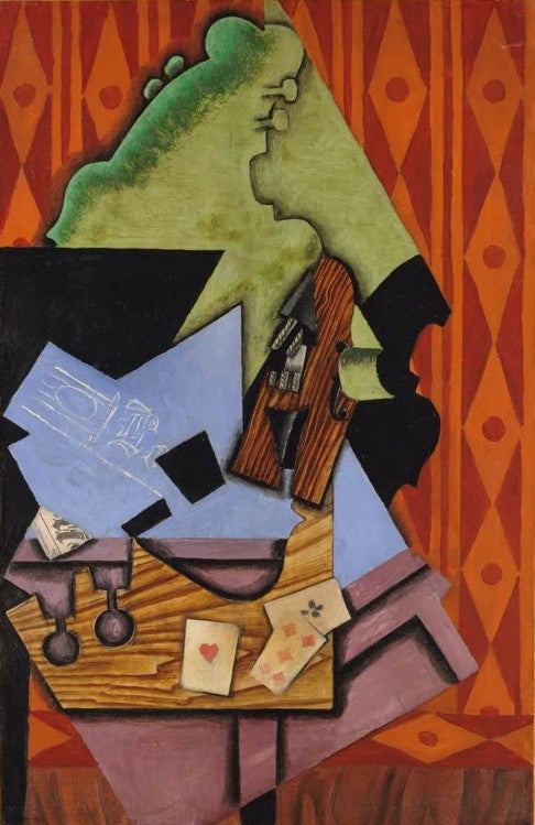 Violon et cartes à jouer sur une table
