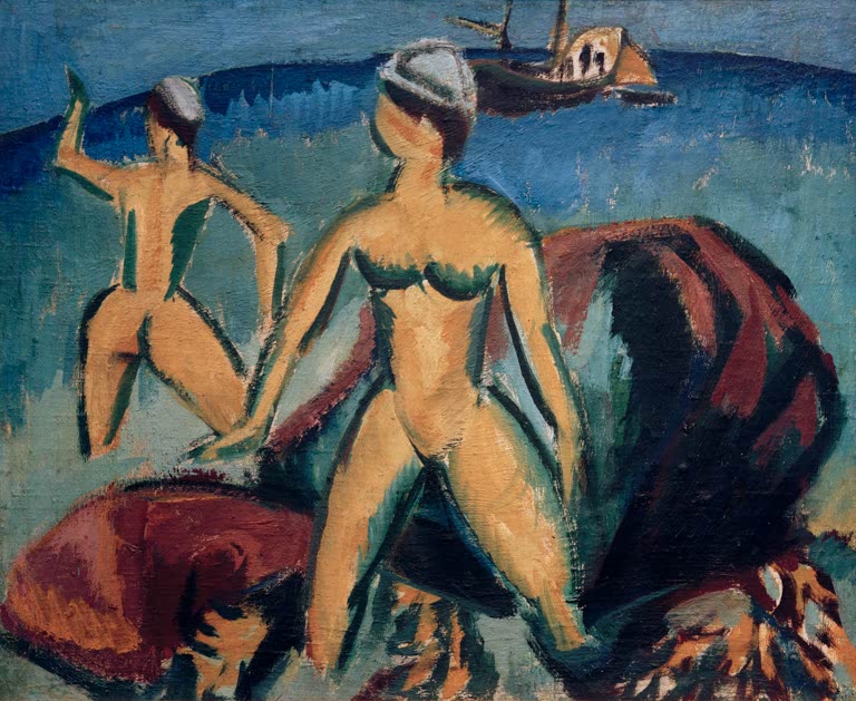 Zwei Akte vor blauem Meer mit Segelboot und dunklem Felsen – Ernst Ludwig Kirchner Badende (Fehmarn) Kunstkopie