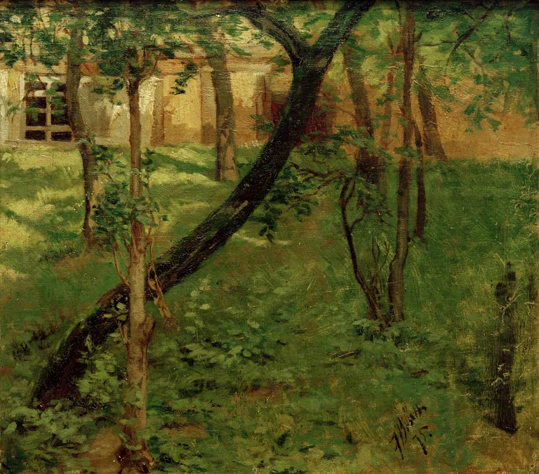 Sonnige Gartenpartie mit schlanken Bäumen und Wiese vor einer Mauer – Ferdinand Brütt Gartenstudie Kunstkopie