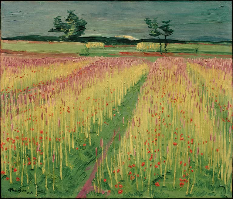 Blühendes Kornfeld mit rotem Mohn und zwei Bäumen unter grauem Himmel – Max Pechstein Blühendes Kornfeld Kunstkopie
