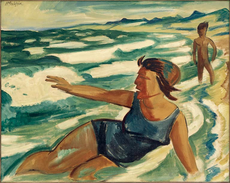 Frau in blauem Badeanzug liegt in der Brandung, hinter ihr ein Mann – Max Pechstein Frische Brise Kunstkopie