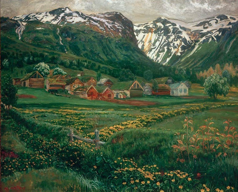 Holzhäuser im Tal mit gelber Blumenwiese und Schneebergen – Nicolai Astrup Eine Juninacht und altes Jølster Gehöft Kunstkopie