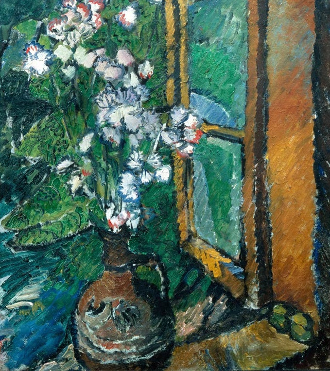 Olga Rosanowa Krug mit Blumen Kunstkopie, weiße Blüten in einem braunen Krug vor einem Fenster mit grünem Ausblick