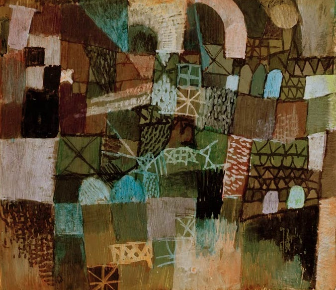 Dunkle Häuserfassaden mit Rundbögen, Gittern und Schraffuren – Paul Klee Innenarchitektur Kunstkopie
